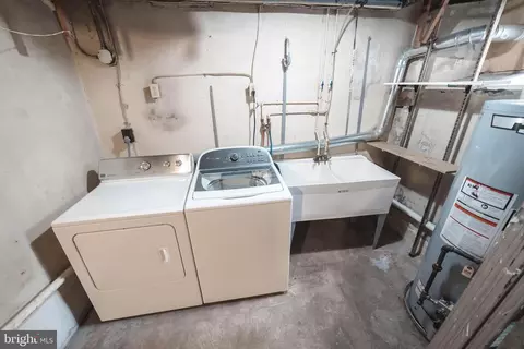 706 E 35th St, Baltimore, MD 21218 photo 33