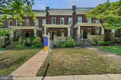 2906 Wyman Pkwy, Baltimore, MD 21211