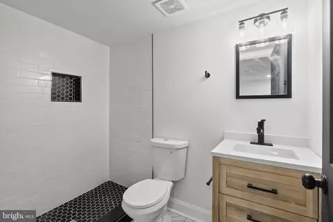Bath - 1311 E 35th St, Baltimore, MD 21218 photo 3 of 4