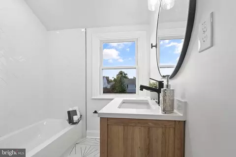 Bath - 1311 E 35th St, Baltimore, MD 21218 photo 1 of 4