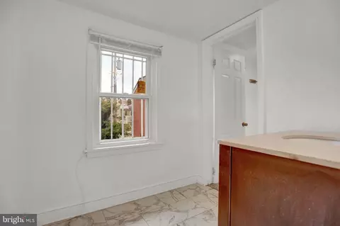 643 Melvin Dr, Baltimore, MD 21230 photo 22