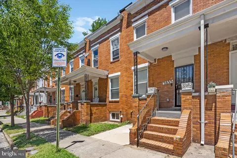 2622 E Chase St, Baltimore, MD 21213