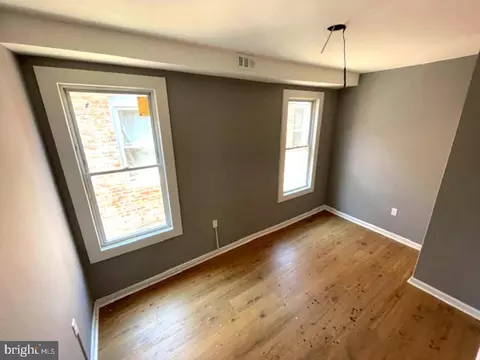 Bedroom - 622 Denison St, Baltimore, MD 21229 photo 2 of 3