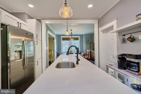Kitchen - 612 Hollen Rd, Baltimore, MD 21212 photo 6 of 9