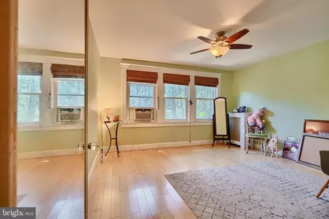 Bedroom - 612 Hollen Rd, Baltimore, MD 21212 photo 1 of 7