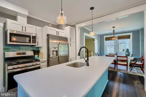 Kitchen - 612 Hollen Rd, Baltimore, MD 21212 photo 5 of 9