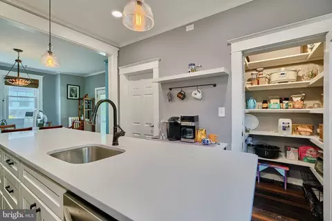Kitchen - 612 Hollen Rd, Baltimore, MD 21212 photo 9 of 9