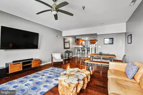 1726 Aliceanna St #404-NB, Baltimore, MD 21231