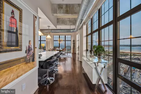 Entry Way - 1200 Steuart St #1715, Baltimore, MD 21230 photo 3 of 5