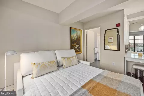 Bedroom - 1200 Steuart St #1715, Baltimore, MD 21230 photo 11 of 11