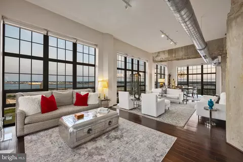 Living - 1200 Steuart St #1715, Baltimore, MD 21230 photo 6 of 11