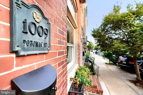1009 S Potomac St S, Baltimore, MD 21224