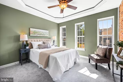 Bedroom - 1422 Marshall St, Baltimore, MD 21230 photo 1 of 6
