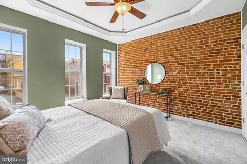 Bedroom - 1422 Marshall St, Baltimore, MD 21230 photo 2 of 6