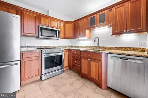 4100 N Charles St #1004, Baltimore, MD 21218 photo 10