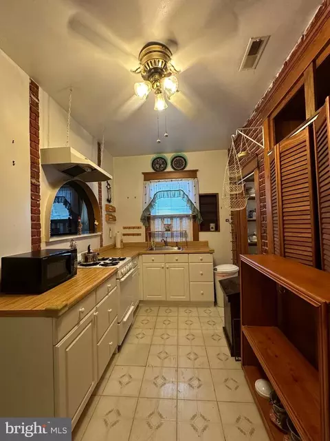 Kitchen - 3511 Springdale Ave, Baltimore, MD 21216 photo 2 of 2