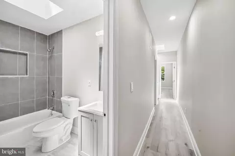 Entry Way - 3603 Greenmount Ave, Baltimore, MD 21218 photo 9 of 11