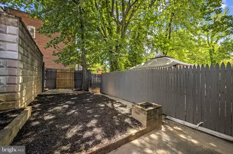 Exterior - 3603 Greenmount Ave, Baltimore, MD 21218 photo 2 of 8