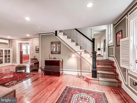 6012 York Rd, Baltimore, MD 21212 photo 8