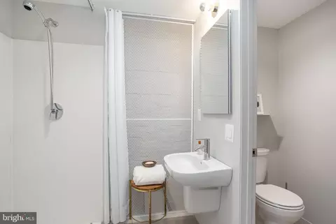 Bath - 3202 Barclay St, Baltimore, MD 21218 photo 1 of 1