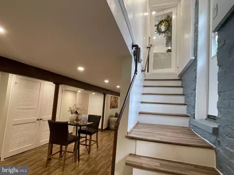 Entry Way - 5214 Biddison Ave, Baltimore, MD 21206 photo 13 of 15