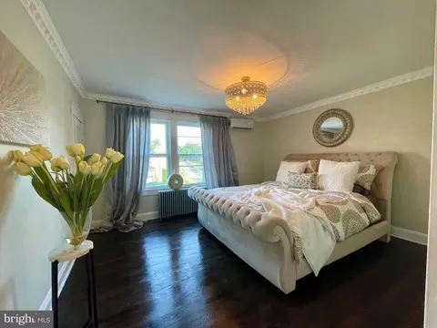 Bedroom - 5214 Biddison Ave, Baltimore, MD 21206 photo 1 of 7