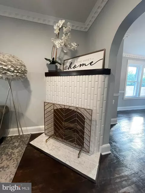Entry Way - 5214 Biddison Ave, Baltimore, MD 21206 photo 15 of 15