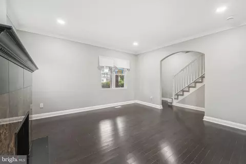 Living - 4120 Garrison Blvd, Baltimore, MD 21215 photo 2 of 3
