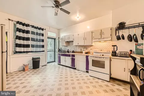 2010 Penrose Ave, Baltimore, MD 21223