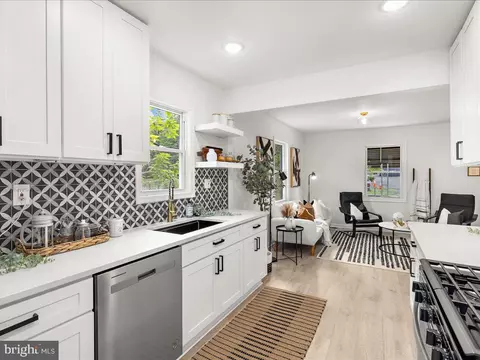 3812 Hamilton Ave, Baltimore, MD 21206 photo 8