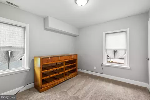 Bedroom - 5938 Kavon Ave, Baltimore, MD 21206 photo 2 of 3