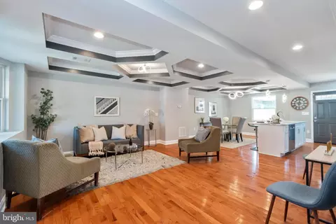 3827 Crestlyn Rd, Baltimore, MD 21218