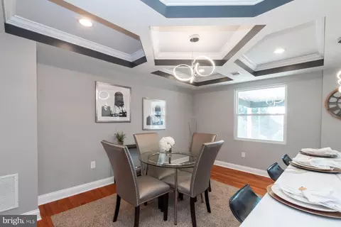 Dining - 3827 Crestlyn Rd, Baltimore, MD 21218 photo 4 of 4
