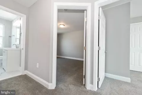 Entry Way - 3827 Crestlyn Rd, Baltimore, MD 21218 photo 13 of 19