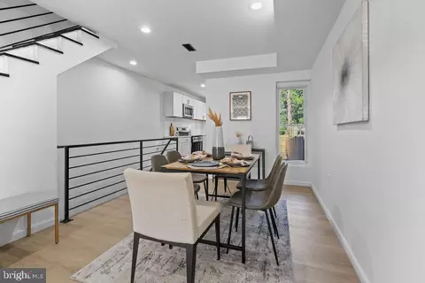 810 N Stricker St, Baltimore, MD 21217 photo 13