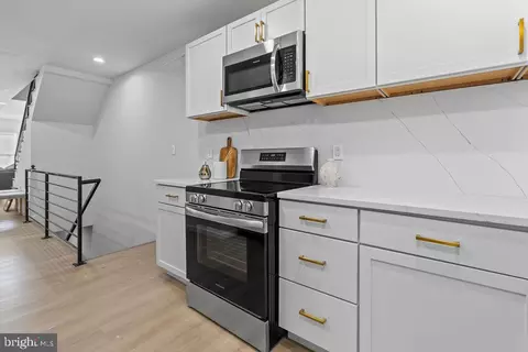 810 N Stricker St, Baltimore, MD 21217 photo 11