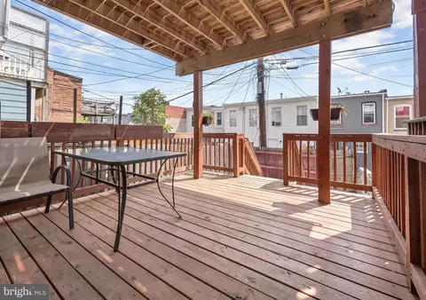 Exterior - 233 N Milton Ave, Baltimore, MD 21224 photo 5 of 12