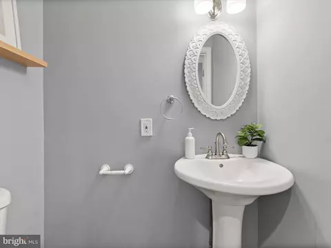 Other - 233 N Milton Ave, Baltimore, MD 21224 photo 3 of 15