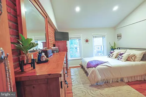 Bedroom - 2431 Fleet St, Baltimore, MD 21224 photo 6 of 8