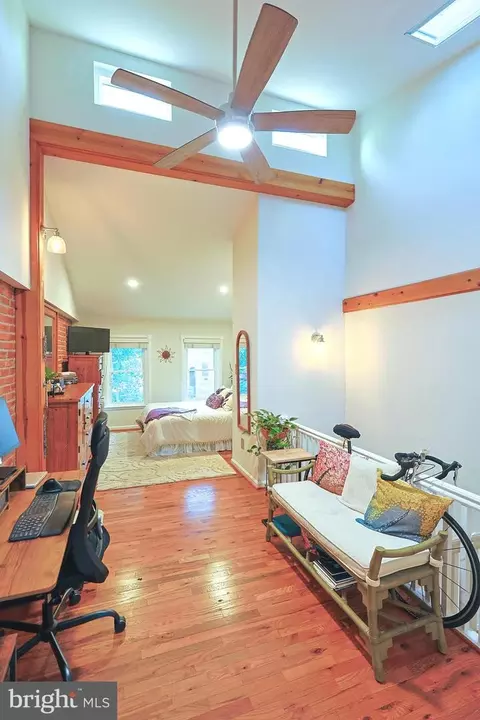 Entry Way - 2431 Fleet St, Baltimore, MD 21224 photo 9 of 13