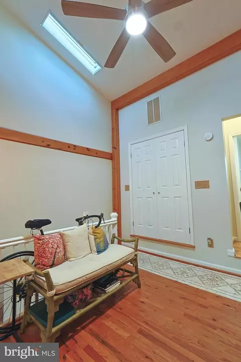 Entry Way - 2431 Fleet St, Baltimore, MD 21224 photo 8 of 13