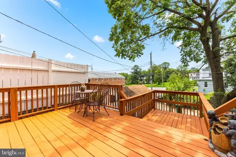 Exterior - 4225 Doris Ave, Brooklyn, MD 21225 photo 2 of 8