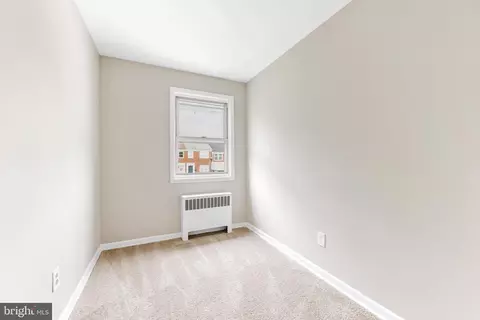 Bedroom - 4225 Doris Ave, Brooklyn, MD 21225 photo 2 of 3