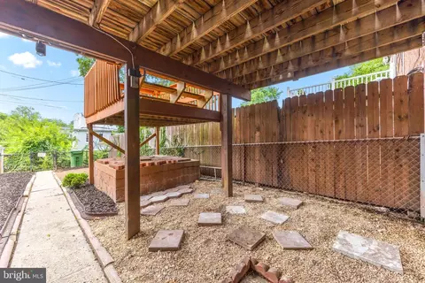 Exterior - 4225 Doris Ave, Brooklyn, MD 21225 photo 5 of 8