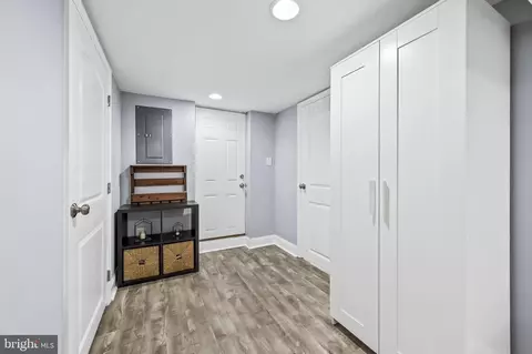 Entry Way - 925 Oldham St, Baltimore, MD 21224 photo 5 of 5