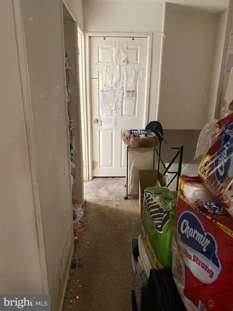 Entry Way - 3029 Lorena Ave, Baltimore, MD 21230 photo 1 of 3