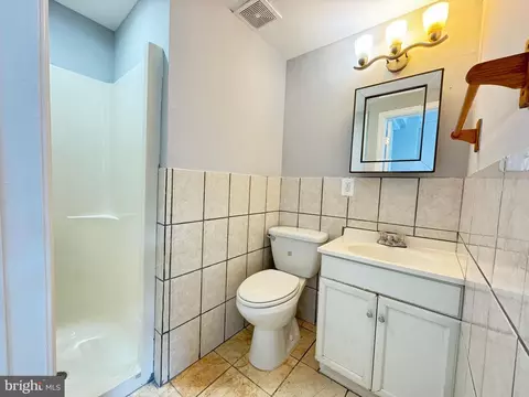 Bath - 831 Boyd St, Baltimore, MD 21201 photo 1 of 1