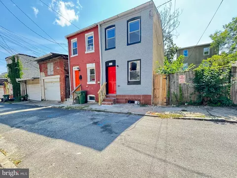 Exterior - 831 Boyd St, Baltimore, MD 21201 photo 2 of 3