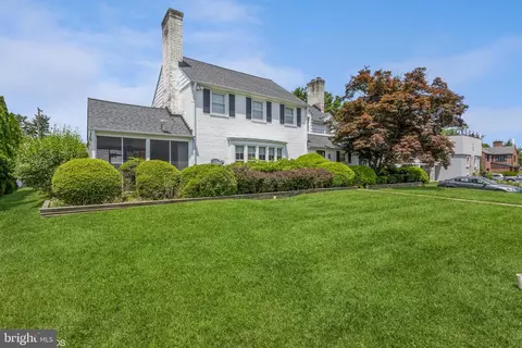 3216 Fallstaff Rd, Baltimore, MD 21215 photo 2