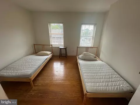 Bedroom - 708 S Hanover St S, Baltimore, MD 21230 photo 2 of 2